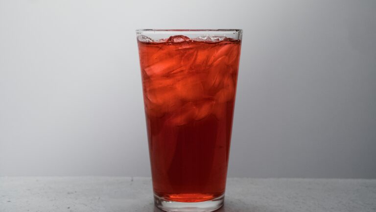 Is Iced Tea Healthy to Drink?